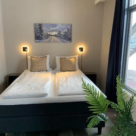 Vikingskipet Hostel *